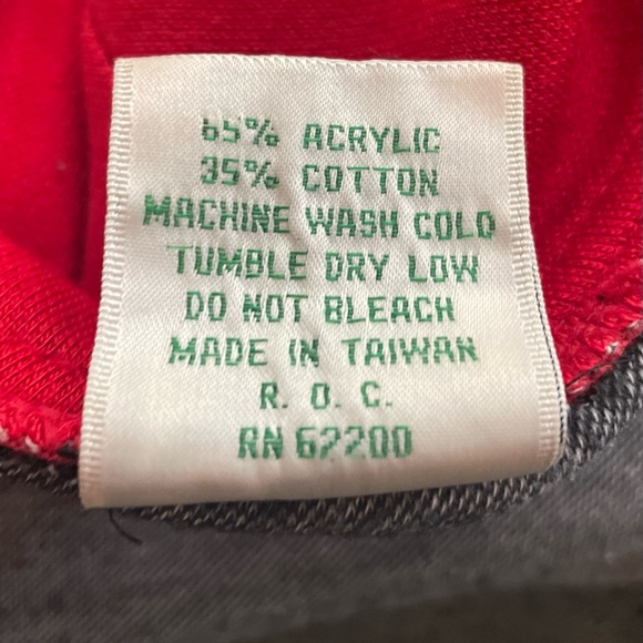 Vintage Puma Hoodie-Unisex - Picture 5 of 5